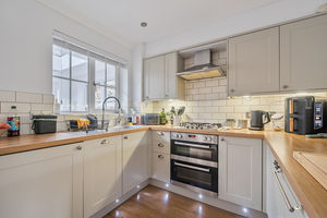 Photo 11- click for photo gallery